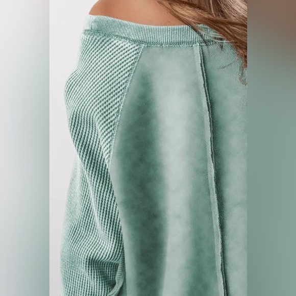 Exposed Seam Long Sleeve Sweatshirt - Picture 6 of 14